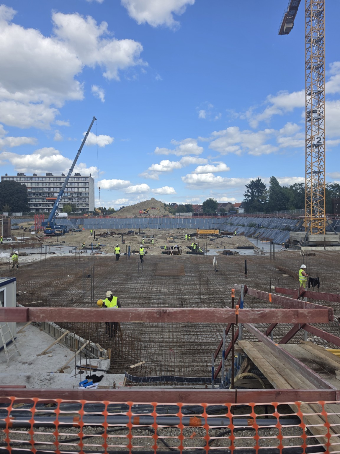 Closer view of foundation areas and perimeter protection.